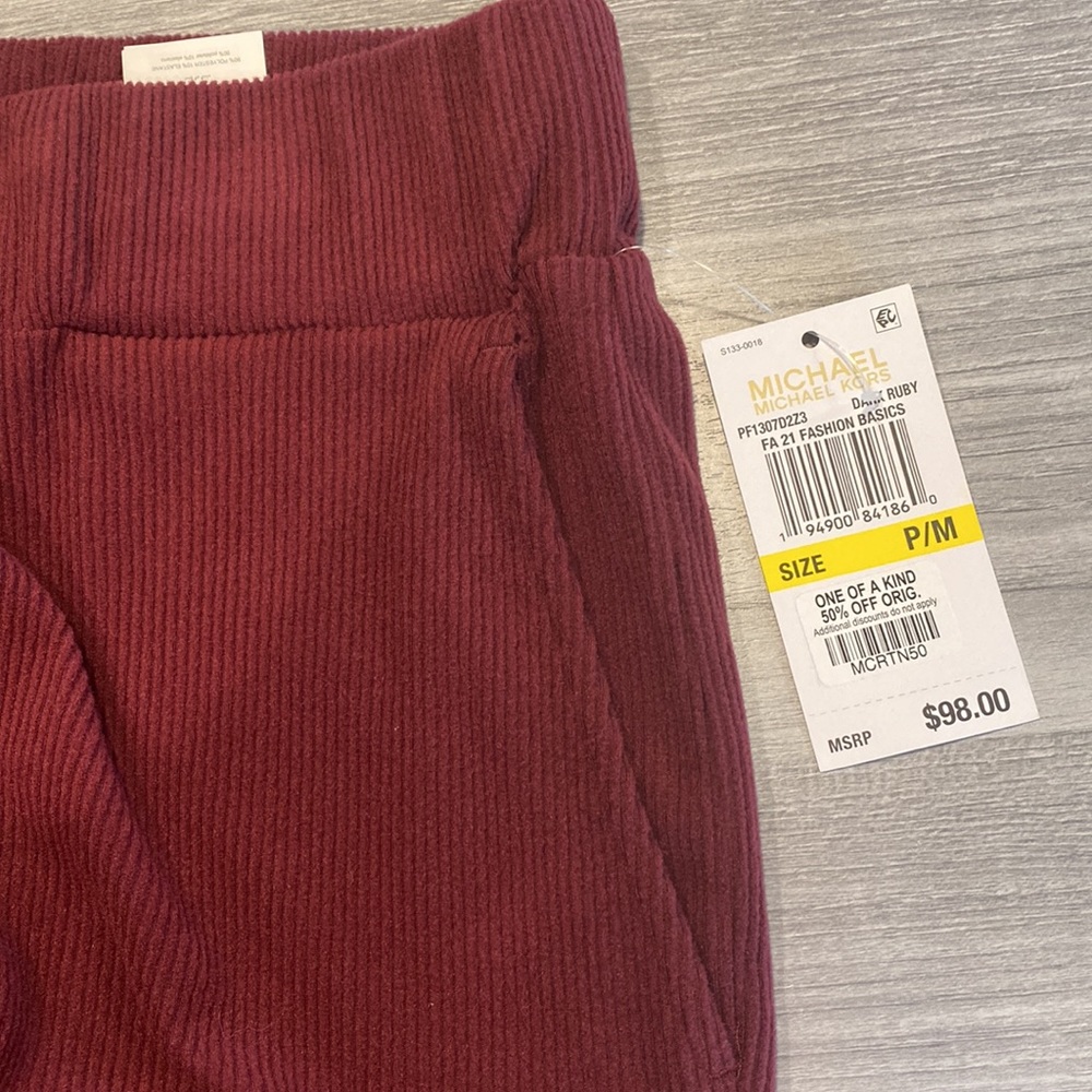 Maroon ribbed flare MK pants - Picture 4 of 6